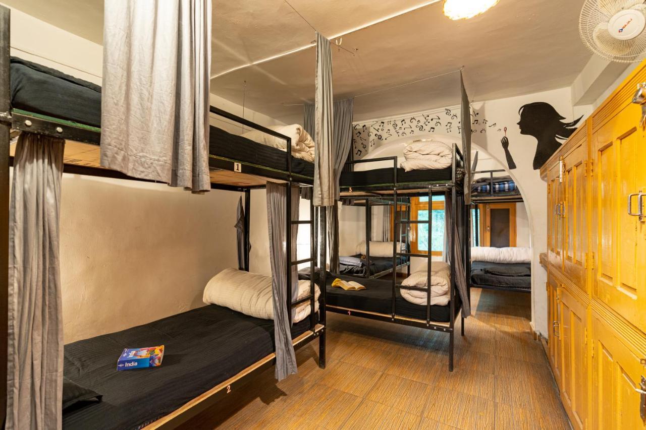 Nomads Hostel Касол Екстериор снимка